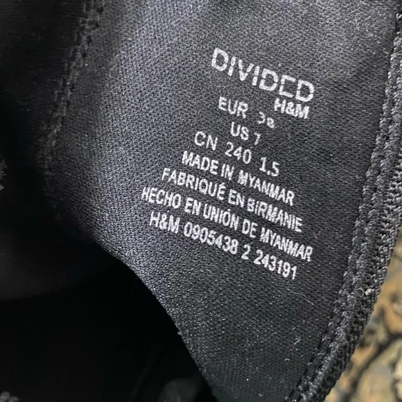 H&M boots on sale - Picture 4 of 5